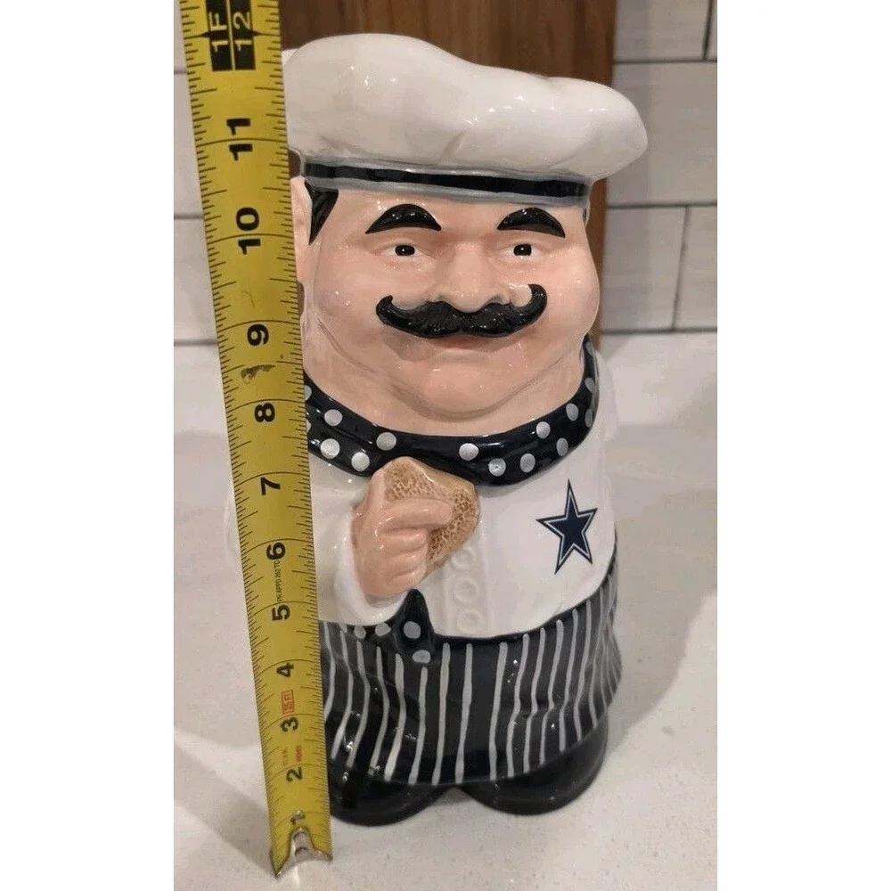 Dallas Cowboy's Traditional Ceramic Chef Cookie Jar